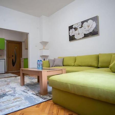 The Green Apartment In The Heart Of Old Sofia 1Bdr Exterior photo