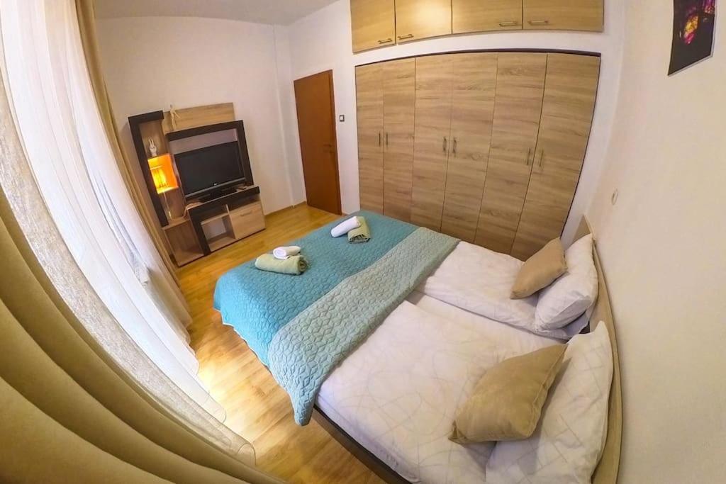 The Green Apartment In The Heart Of Old Sofia 1Bdr Exterior photo
