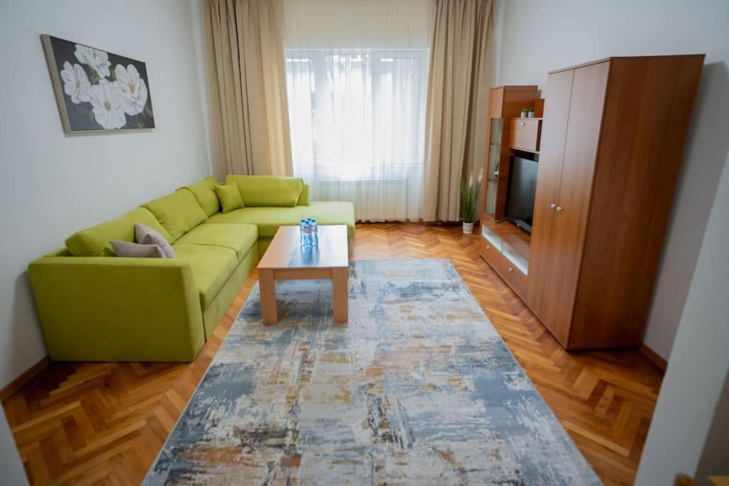 The Green Apartment In The Heart Of Old Sofia 1Bdr Exterior photo